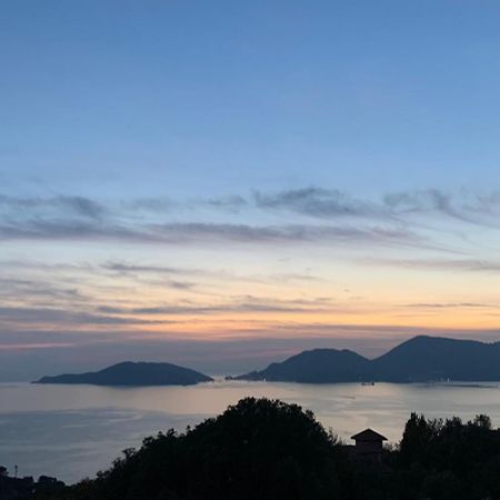 Appartamento La Serra Di Angela A Lerici Exterior foto