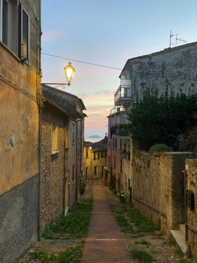 Appartamento La Serra Di Angela A Lerici Exterior foto